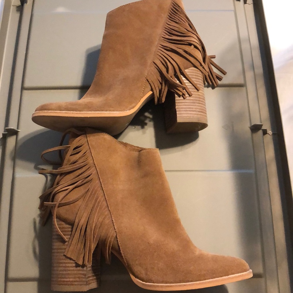 Booties - Picture 3 of 4